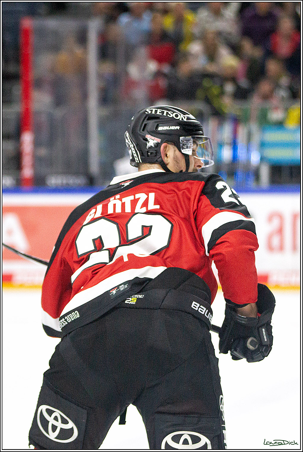 PENNY DEL;  Koelner Haie - Straubing Tigers; Koeln, 15.10.2021